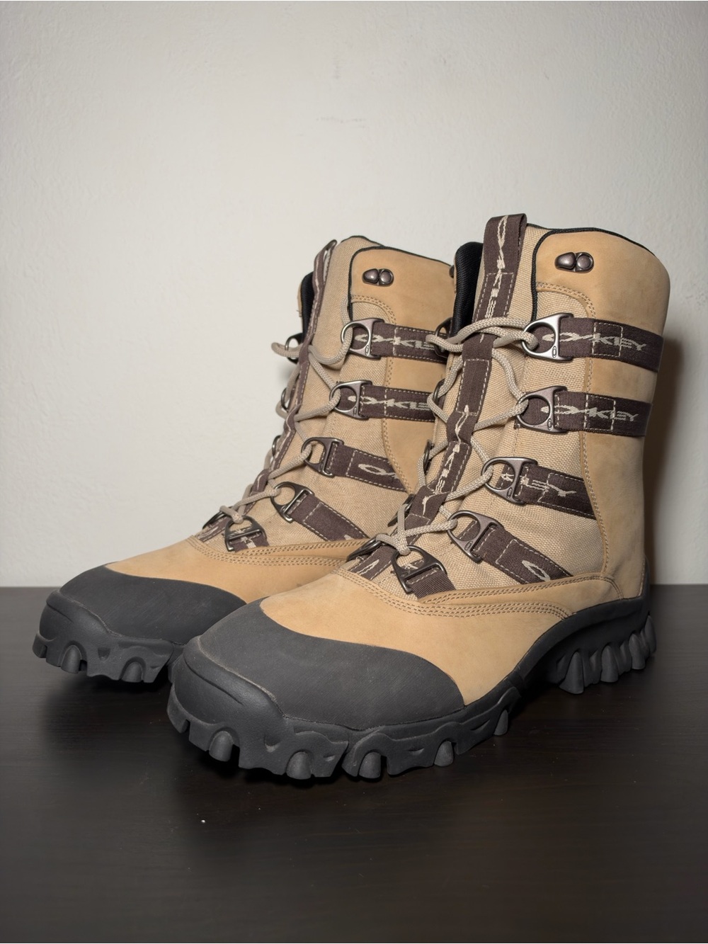 Vintage Oakley Casing Tactical Assault Boots Tan Men’s Size 12